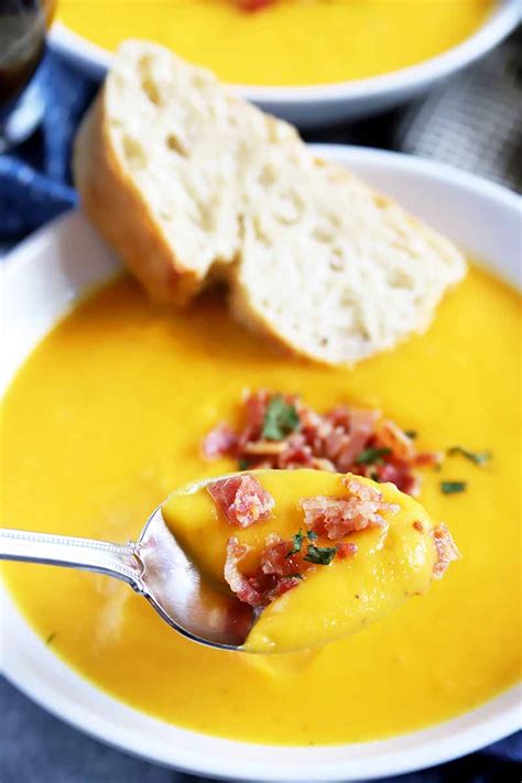 creamy-butternut-squash-apple-soup-with-bacon image