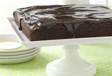 pound-of-chocolate-cake-recipe-leites-culinaria image