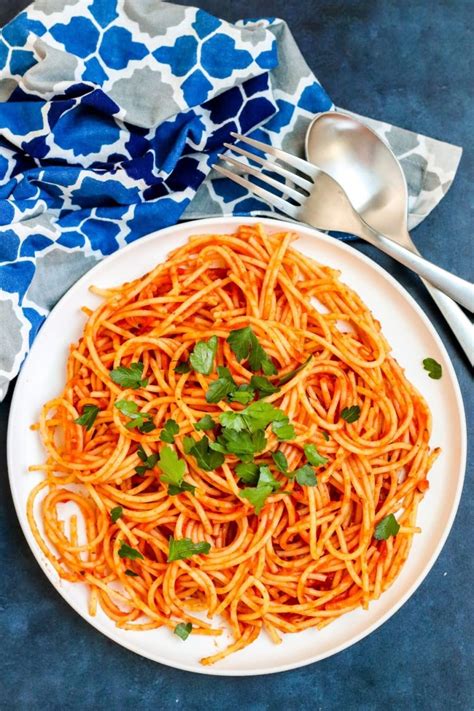 15-minute-tomato-paste-pasta-sauce-veggies-save-the image