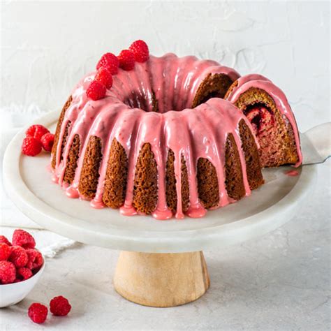 raspberry-bundt-cake-edsmith image