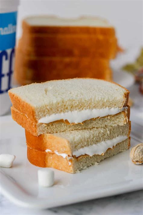 easy-fluffernutter-sandwich-365-days-of-baking image