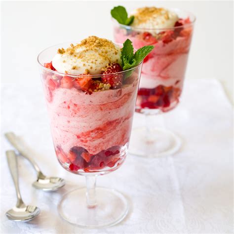 berry-fool-americas-test-kitchen image
