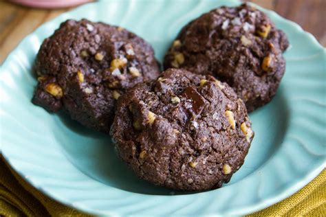 recipe-dark-chocolate-walnut-cookies-kitchn image