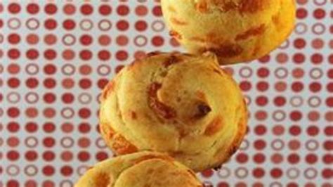 cheese-gougeres-recipe-tablespooncom image