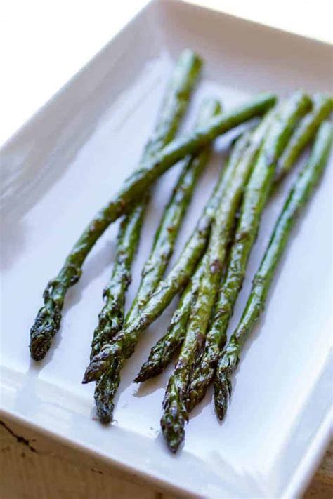 traeger-togarashi-grilled-asparagus-wood-pellet-grill image