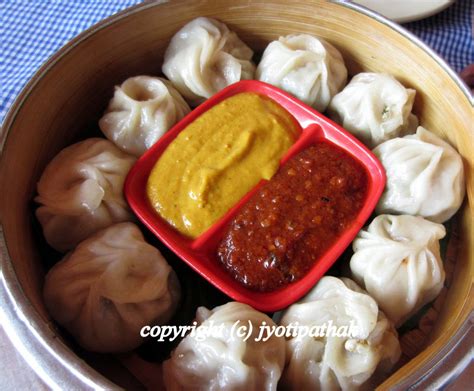 taste-of-nepal-momos-मम-or-मम-dumplings image