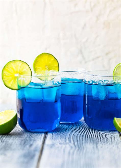 blue-margarita-recipe-azul-margaritas-the-cookie image
