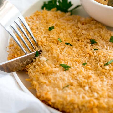 crispy-oven-baked-chicken-schnitzel-sprinkles-and image