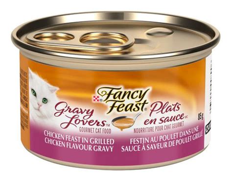 purina-fancy-feast-gravy-lovers-chicken-wet-cat image