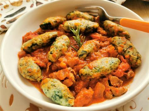 spinach-gnocchi-with-lamb-ragu-the-pasta-project image