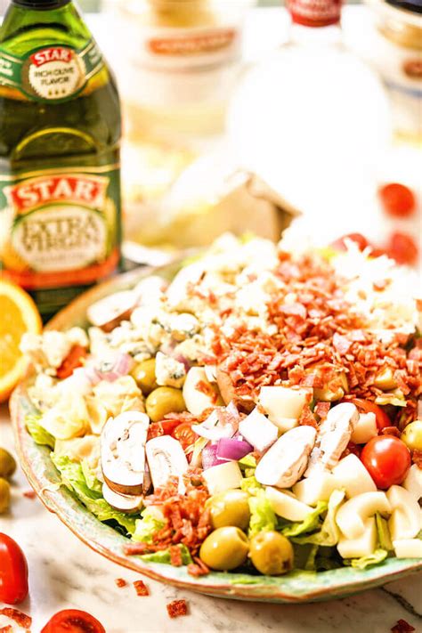 steakhouse-salad-no-boring-salads-here-bowl-me image