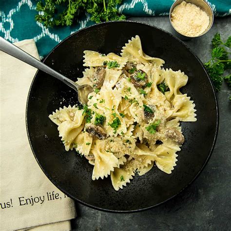 mushroom-farfalle-pasta-with-garlic-herbs-must-love image