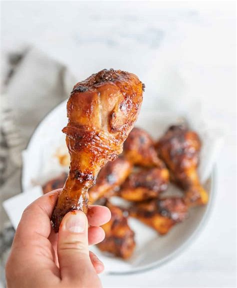 easy-baked-chicken-legs-recipe-the-best-way-to-bake image