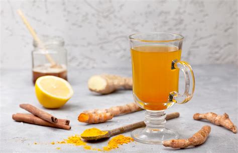 ginger-and-turmeric-tea image