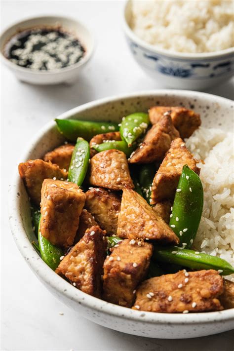 easy-stir-fried-tempeh-6-ing-15-minutes-the-live image