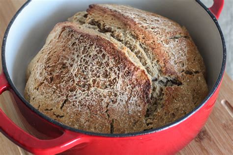super-easy-sourdough-bread-dutch-oven-style-the image