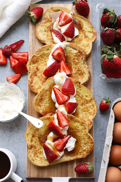 strawberries-and-cream-french-toast-fit-foodie-finds image