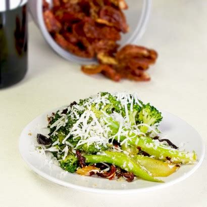 sauteed-broccoli-with-black-olive-parmesan-and-sun image