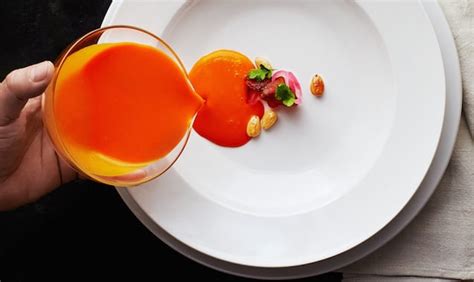 puree-of-sweet-carrot-soup-honest-cooking image