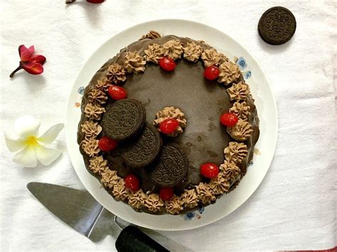 ice-cream-cake-recipe-with-chocolate-mocha-frosting image