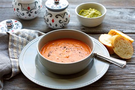 homemade-cream-of-tomato-basil-soup-italian image