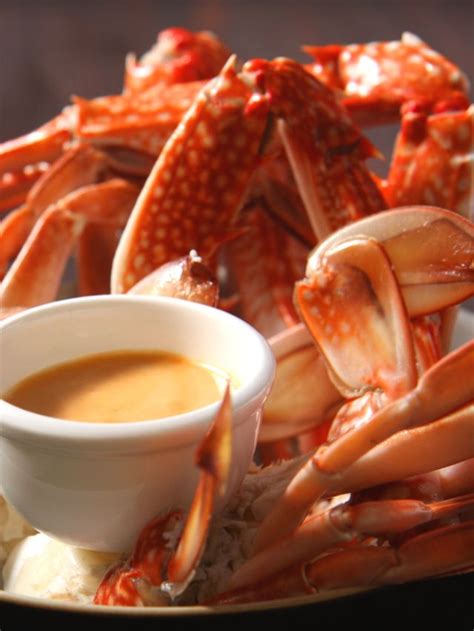 copycat-boiling-kickin-crab-sauce-recipe-sarah-scoop image