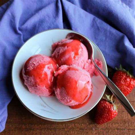 strawberry-sherbet-only-4-ingredients-cooking-with image
