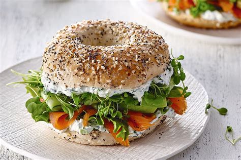 everything-bagels-with-smoked-salmon-herb-spread image
