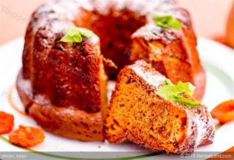 super-moist-apple-bundt-cake-recipe-recipelandcom image