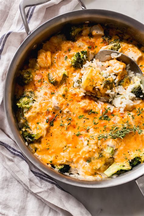 one-pot-cheesy-chicken-broccoli-rice-casserole image