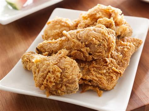 grannys-fried-chicken-recipe-cookstrcom image