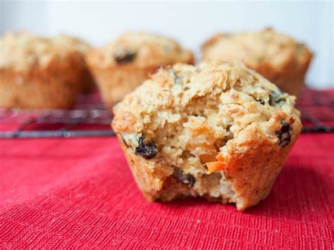 christmas-pudding-muffins-carolines-cooking image