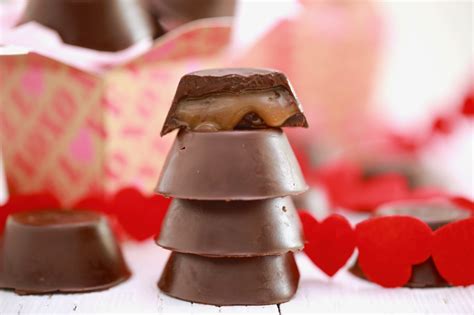 caramel-filled-chocolates-gemmas-bigger-bolder image