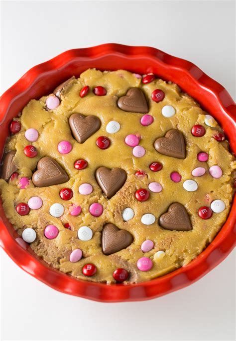 valentines-day-cookie-pie-baker-by-nature image