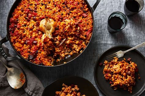 spanish-baked-rice-with-chorizo-and-chickpeas-food52 image