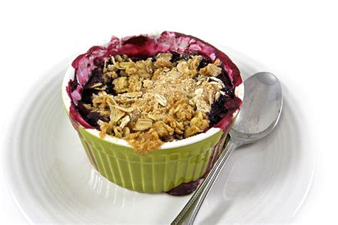 skinny-triple-berry-crisp-with-weight-watchers-points-skinny image