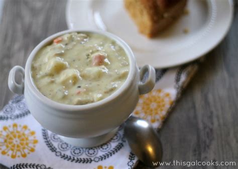 lightened-up-clam-chowder-this-gal-cooks image