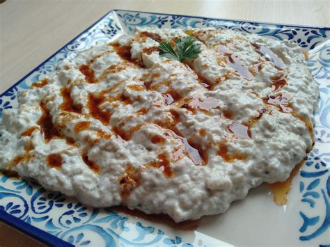 yoğurtlu-patlıcan-mezesi-jales-turkish-delights image