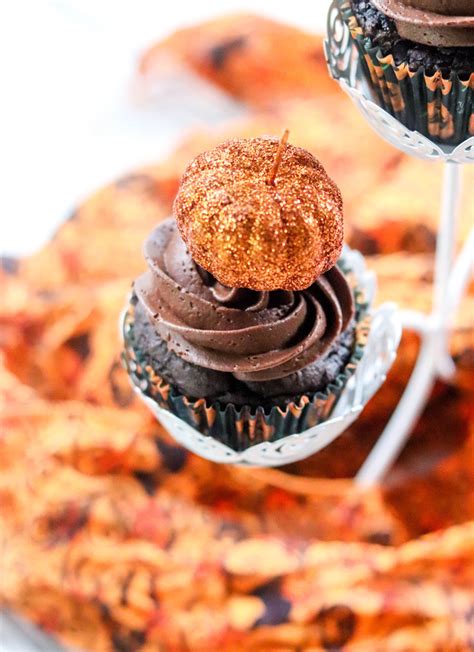double-chocolate-pumpkin-cupcakes-daily-dish image