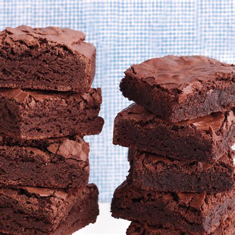 whats-the-difference-between-cakey-brownies-and image