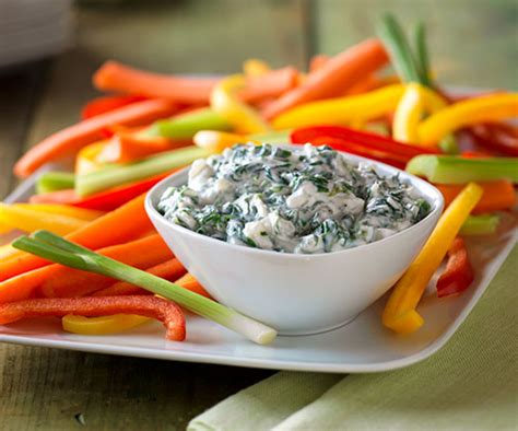 zesty-spinach-dip-recipe-horizon-organic image