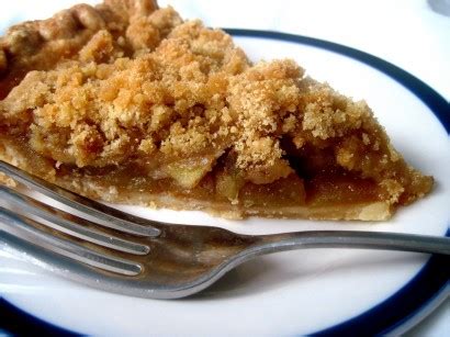 apple-pie-with-crumb-topping-tasty-kitchen image