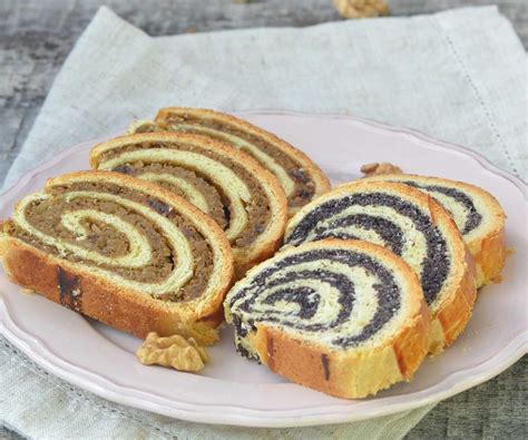beigli-hungarian-nut-poppy-seed-roll-chefs-pencil image