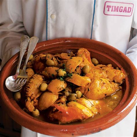 chicken-tagine-with-apricots-figs-and-olives-tagine-djaj-bzitoun image