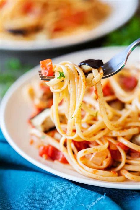 eggplant-linguine-with-sun-dried-tomato-diy-candy image