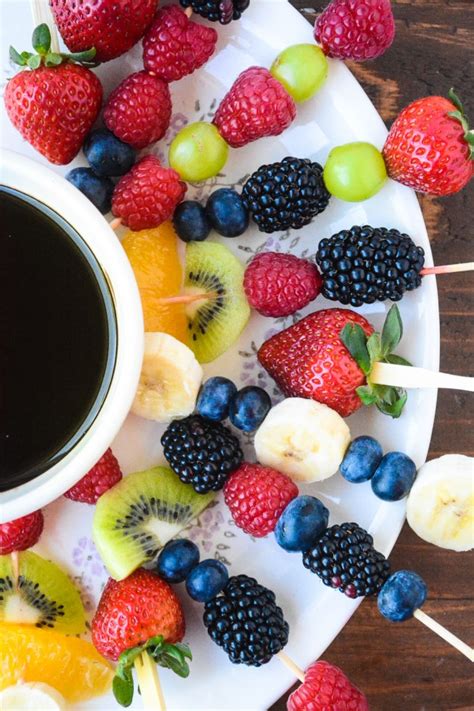 how-to-make-a-fast-and-healthy-fruit-fondue-super image
