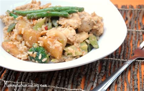 pineapple-chicken-and-rice-stir-fry-mommy-hates image
