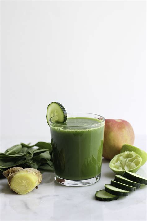 ginger-zinger-green-juice-dietitian-debbie-dishes image