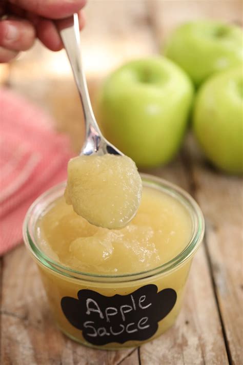 homemade-applesauce-recipe-video-gemmas image