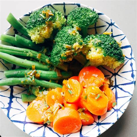 steamed-vegetables-w-lemon-chive-butter-low image